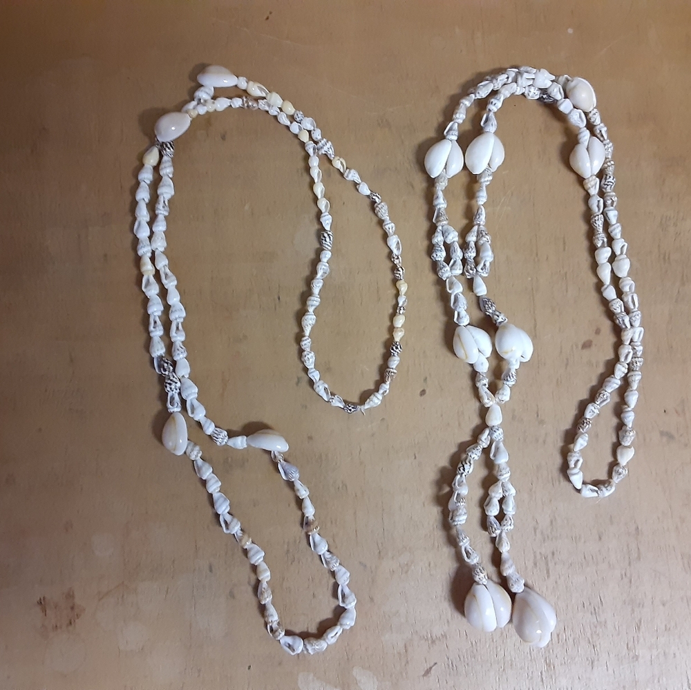 Shell Necklace Set - Picture 4 of 5